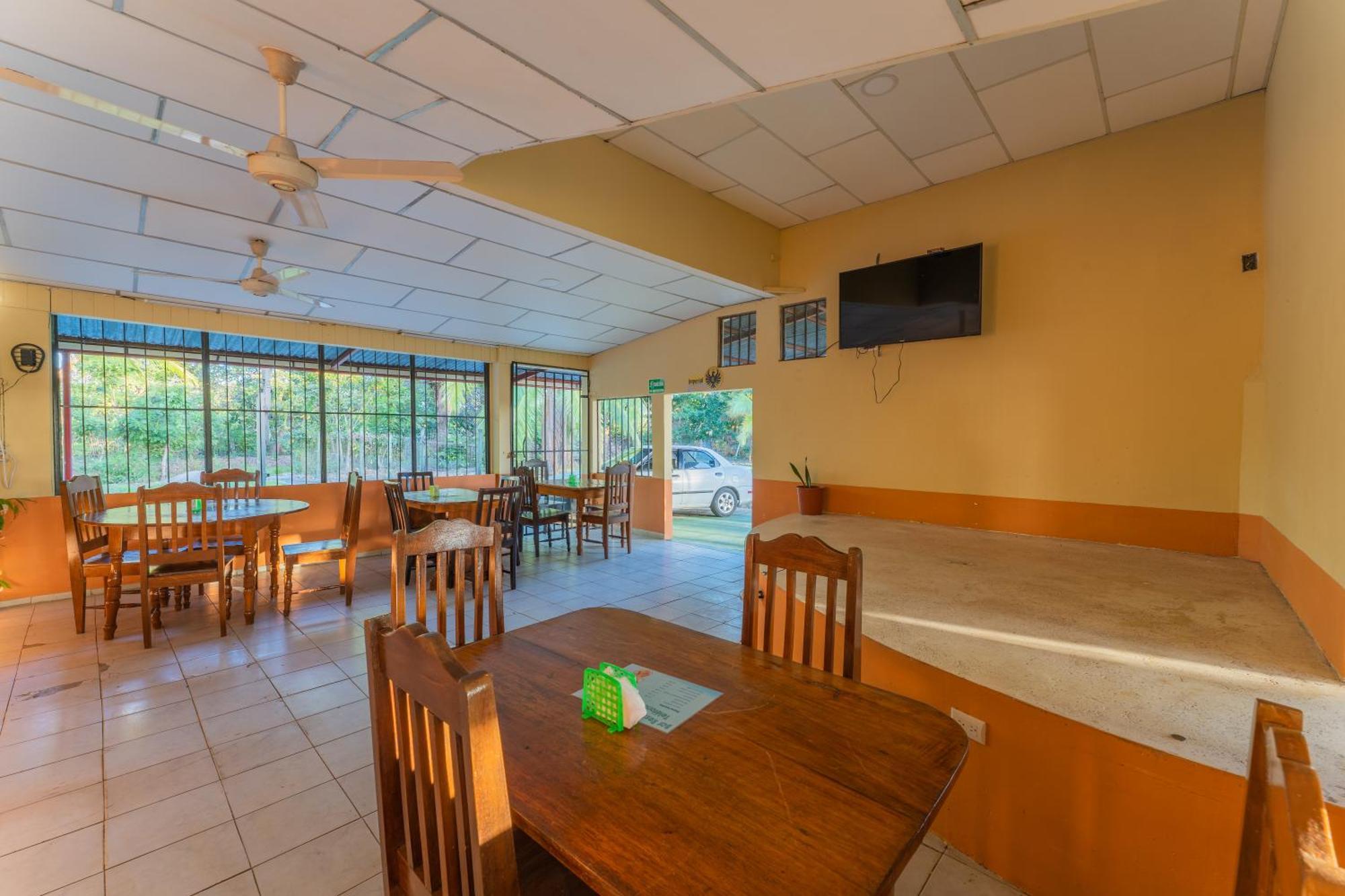 El Cocobolo Food&Rest Room 6 Bed And Breakfast Wifi Ac Pkg Gratis Либерия Экстерьер фото